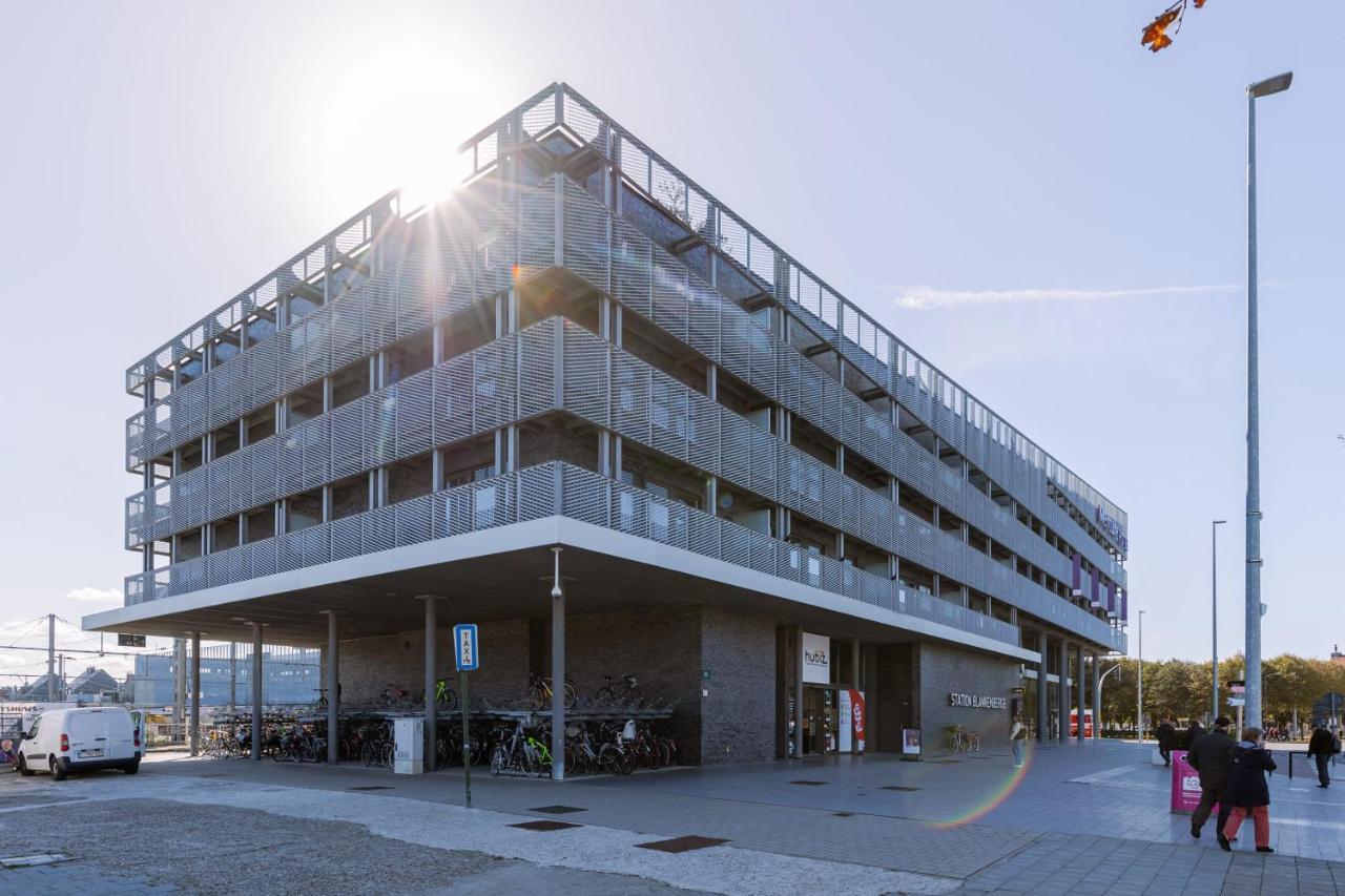 In A Unique Location With Swimming Pool Blankenberge